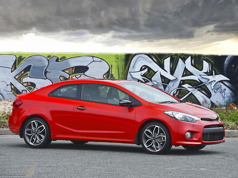  Kia Cerato Koup 2014 года  (ZA) (фото 5 из 30)